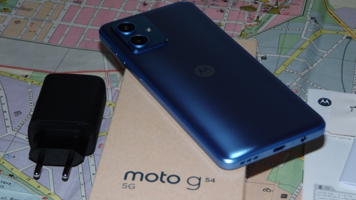 Фото Смартфон Motorola Moto G54 12/256GB Pearl Blue (PB0W0007) від користувача Михайло Козак