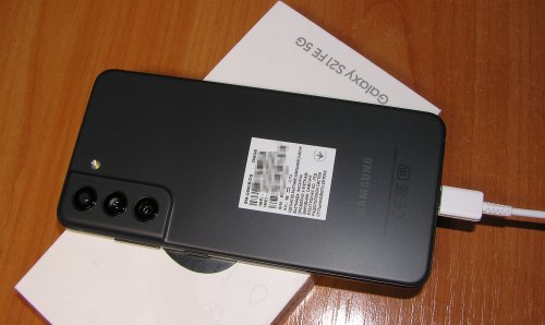 Фото Смартфон Samsung Galaxy S21 FE 5G 8/256GB Graphite (SM-G990BZAG, SM-G990BZAW) від користувача 339