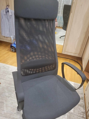 Фото Офісне крісло для персоналу IKEA MARKUS (702.611.50) від користувача Андрей Конышев