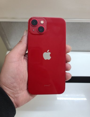 Фото Смартфон Apple iPhone 13 128GB PRODUCT RED (MLPJ3) від користувача Igor Kovalenko