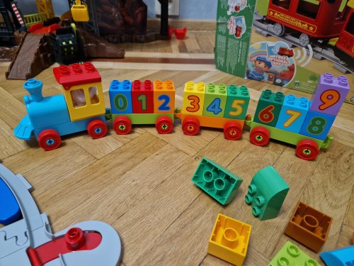 Фото Авто-конструктор LEGO Duplo Поезд с цифрами — учимся считать (10954) від користувача 2364275
