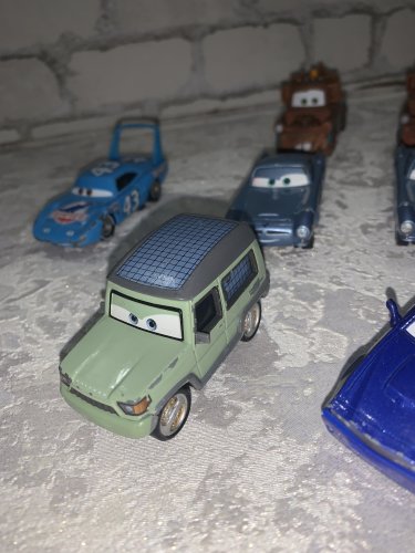 Фото Іграшкова машинка Mattel Cars Увеличенные модели героев Тачки 2 від користувача Maya