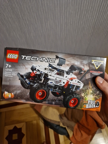 Фото Авто-конструктор LEGO Technic Monster Jam Monster Mutt Dalmatian (42150) від користувача 2364275