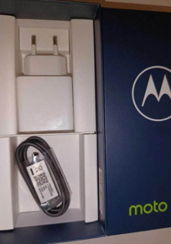 Фото Смартфон Motorola Moto G32 6/128GB Mineral Grey (PAUU0013/0027/0024) від користувача mandragor971