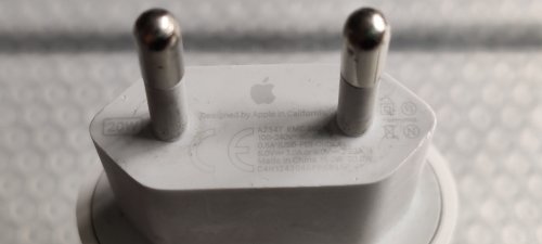 Фото Мережевий зарядний пристрій Apple USB-C Power Adapter 20W (MHJE3) від користувача N.George
