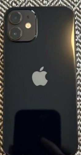 Фото Смартфон Apple iPhone 12 mini 64GB Black (MGDX3) від користувача RONIN